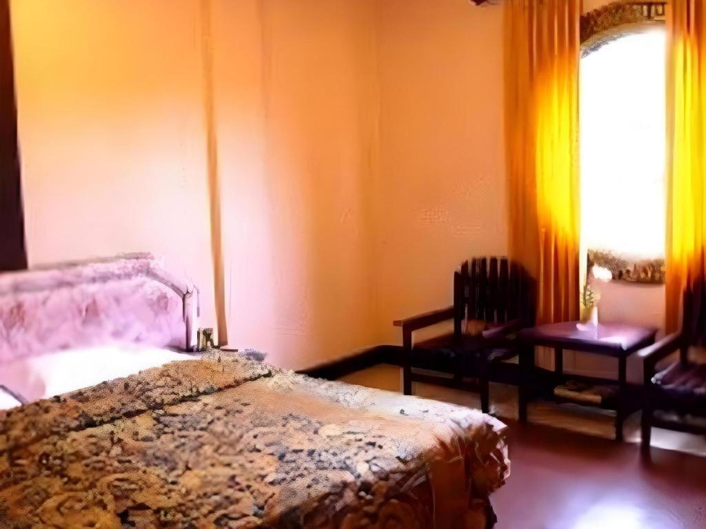 V3 Hotel Surabaya Ngoại thất bức ảnh