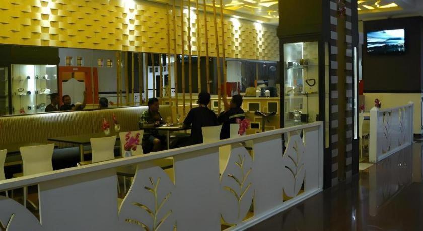 V3 Hotel Surabaya Ngoại thất bức ảnh