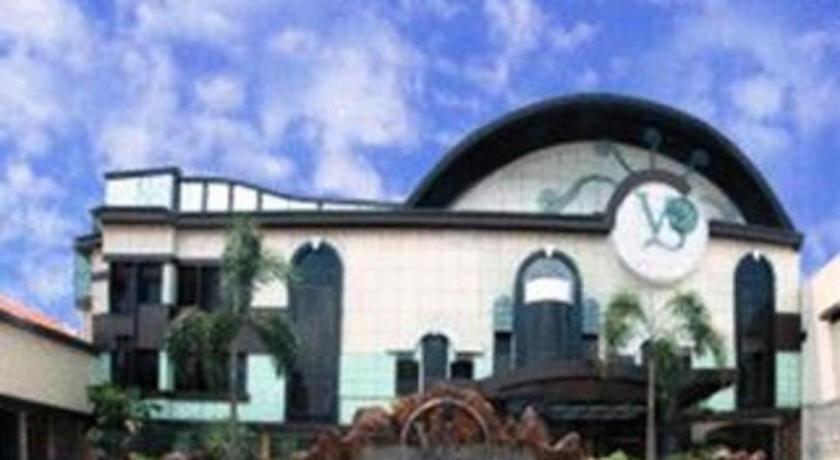 V3 Hotel Surabaya Ngoại thất bức ảnh